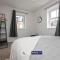 Cozy House By AR Properties Short Lets & Serviced Accommodation Colchester - Colchester