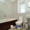 2 Bedroom House By AR Properties Short Lets & Serviced Accommodation Colchester with Garden