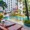 Hua Hin First-Hin Nam