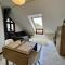 Penthouse views estuary and mountains in Unquera - Unquera