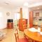 Apartments Limun Zarok