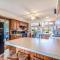 Cozy and Tranquil Creekfront Cottage in Litchfield