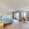 Coastal Hideaway 2 Bedroom Condo with Ocean Views