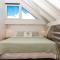 Shamrock Orient Bay