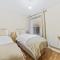 Leicester 4BR, Sleeps 9, Fast WiFi & Smart TV, M1 & M69, Garden, Long Stays Welcome - Leicester