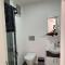 By Lotus Side - Comfortable Luxury Apartment with Pool - 锡德