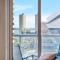 DT 1BR with Rogers Centre and CN Tower View and Parking - Toronto