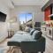 DT 1BR with Rogers Centre and CN Tower View and Parking - Toronto