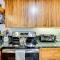 Pet-Friendly Loon Mountain Condo with Deck and Grill!