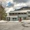 Pet-Friendly Loon Mountain Condo with Deck and Grill!