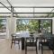 Elegant Abode Only Moments To Macmasters Beach