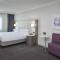 Delta Hotels by Marriott Detroit Novi - 法明顿希尔斯 Delta Hotels by Marriott Detroit Novi - 法明顿希尔斯