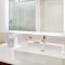 Element Chelmsford - تشيلمسفورد