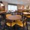 Fairfield Inn Arlington Near Six Flags