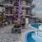 Hotel Riverside with Swimming pool - Sauraha