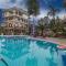 Hotel Riverside with Swimming pool - Sauraha