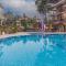 Hotel Riverside with Swimming pool - Sauraha