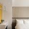 1LI7E Hotel