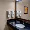 Fairfield Inn and Suites by Marriott Emporia I-95