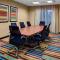 Fairfield Inn and Suites by Marriott Emporia I-95