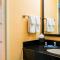 Fairfield Inn and Suites Mobile