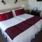 Royal Hotel (Adults Only)