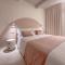 Nodo - Modern B&B by Host Hero