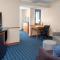 Fairfield Inn and Suites by Marriott Seymour