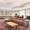 Four Points by Sheraton Fargo Medical Center - Фарго