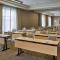 Four Points by Sheraton Fargo Medical Center - Фарго