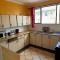 Ishumi Flat No7