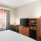 Fairfield Inn & Suites Jacksonville West/Chaffee Point