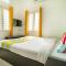Hotel O Thykoodam Apartments
