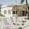 Ocean Bliss Retreat Entire Private Beachfront Resort with 4 Bungalows - Costa Mujeres