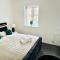 Harmony House 3 Bedroom New Build for Families, Contractors, Black Country Museum Sleeps 6 - Tipton