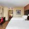Four Points by Sheraton Hotel & Suites Calgary West - Calgary