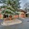 Cozy Avon Retreat with Private Deck and Pool Access! - 埃文