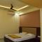 Sailee Farm & Resort With Pool - Nagaon