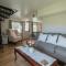 Hadley Hideaway Cottage - Hadley