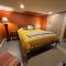 A Gem in the Emerald City: For Business and Travel - سياتل