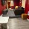A Gem in the Emerald City: For Business and Travel - سياتل