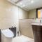 Elegant 3BR Upgraded Villa with Pool & Beach Access - Дубай
