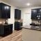 Balmoral LakeSide 5br 4ba House - همبل