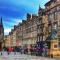 Springfield Apartment - Train to Glasgow or Edinburgh - Private Parking & Wifi - Airdrie