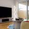 Spacious 4BR Modern Home by Parks and Forest - Greenbank