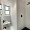 The Salty Whale - 3BD APT - Central Sea Views - Plettenberg Bay