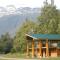 Foto: Bella Coola Grizzly Tours Cabins 30/151