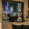 Full Burj Khalifa View - Best Panorama in Dubai - 3-min Walk to Dubai Mall - Dubaj