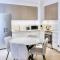 1BR Fully Furnished Apartment in Dubai