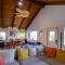 Breezy and Central Monterey Apt with Bay View! - 蒙特雷